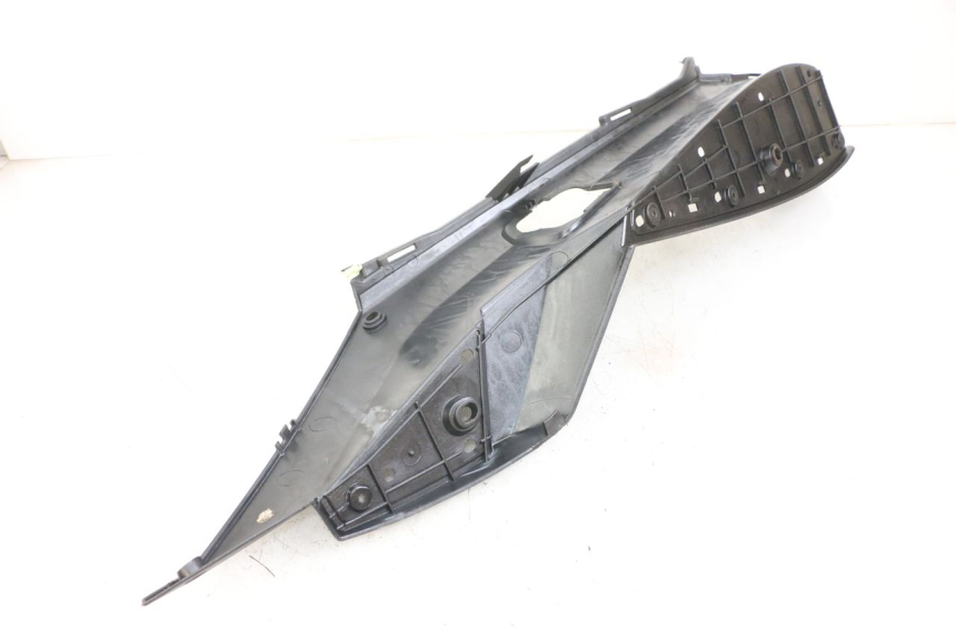 photo de LEWE PODNÓŻEK PEUGEOT SATELIS 125 (2006 - 2009) - Inny kąt widzenia