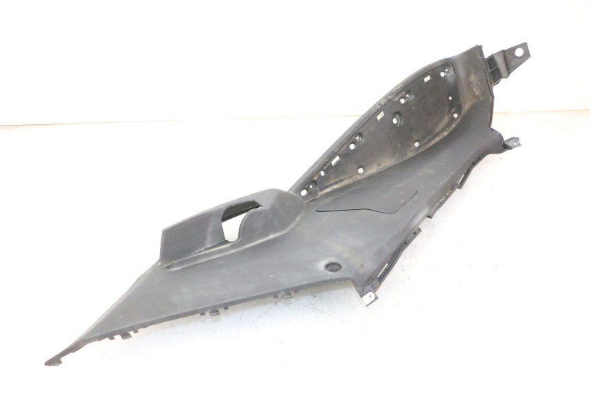 photo de LEWE PODNÓŻEK PEUGEOT SATELIS 125 (2013 - 2018) - Punkty mocowania