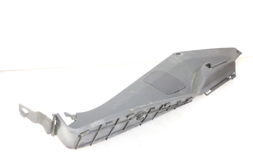 photo de LEWE PODNÓŻEK PEUGEOT SATELIS 125 (2013 - 2018) - Oznaczenia i referencje