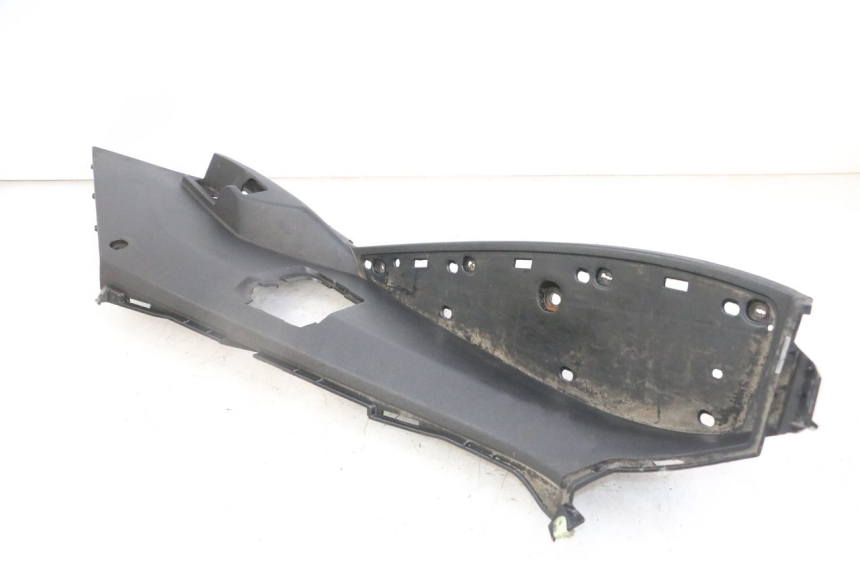 photo de LEWE PODNÓŻEK PEUGEOT SATELIS 125 (2013 - 2018) - Zoom stanu zużycia