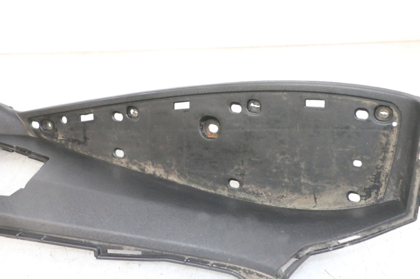 photo de LEWE PODNÓŻEK PEUGEOT SATELIS 125 (2013 - 2018) - Inny kąt widzenia