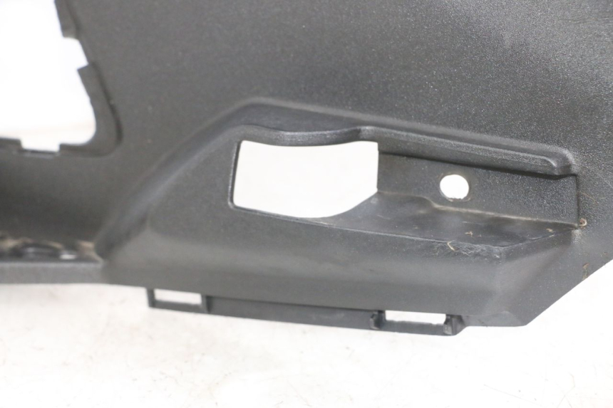 photo de LEWE PODNÓŻEK PEUGEOT SATELIS 125 (2013 - 2018) - Zbliżenie techniczne