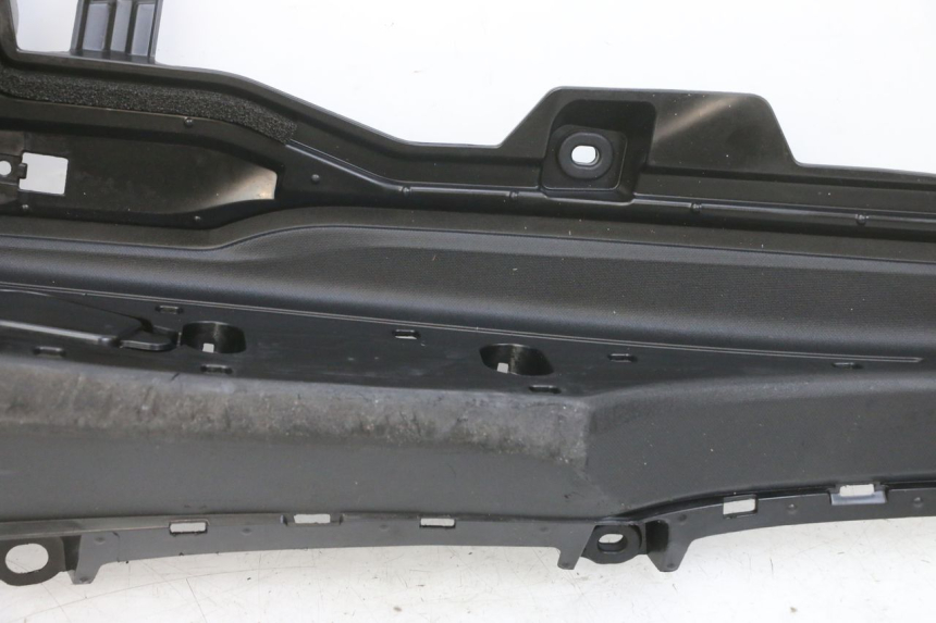 photo de LEWE PODNÓŻEK YAMAHA TRICITY 300 (2020 - 2024) - Alternatywny kąt