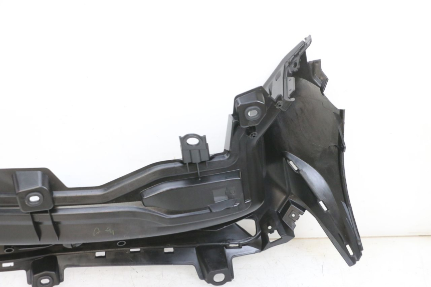 photo de LEWE PODNÓŻEK YAMAHA TRICITY 300 (2020 - 2024) - Punkty mocowania