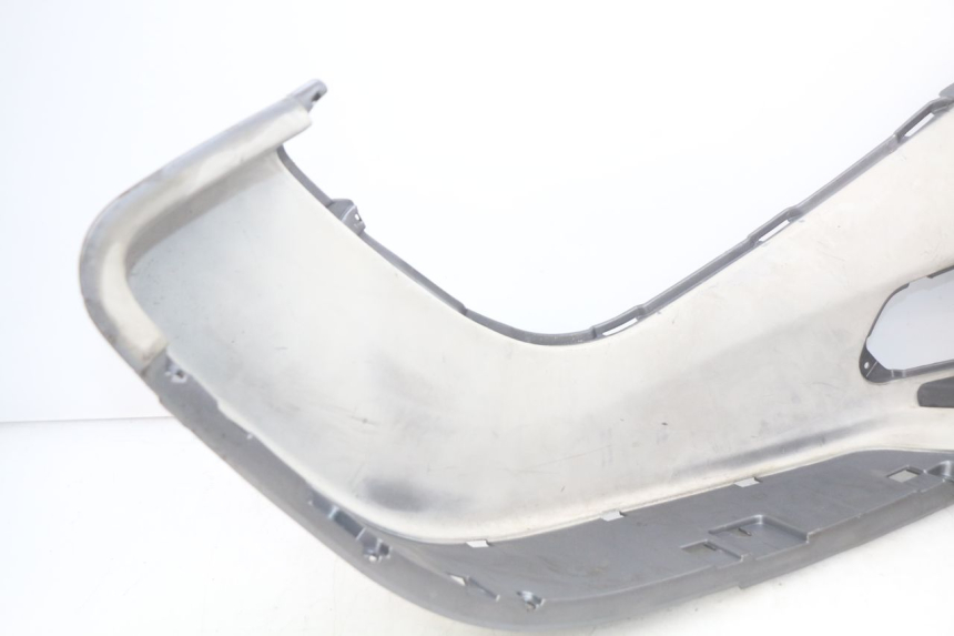 photo de LEWE PODNÓŻEK PIAGGIO X9 EVOLUTION 250 (2003 - 2007) - Punkty mocowania