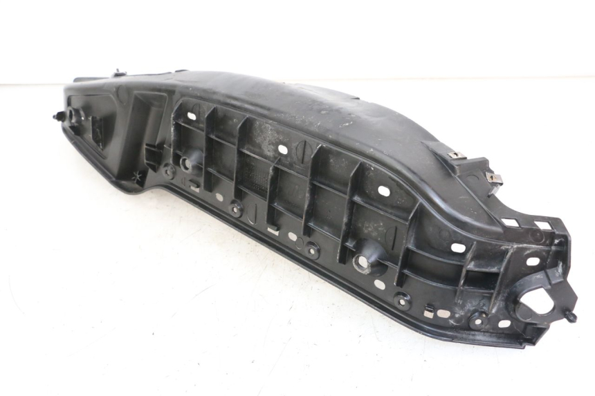 photo de LEWE PODNÓŻEK PIAGGIO XEVO - X EVO 125 (2007 - 2017) - Szczegół części