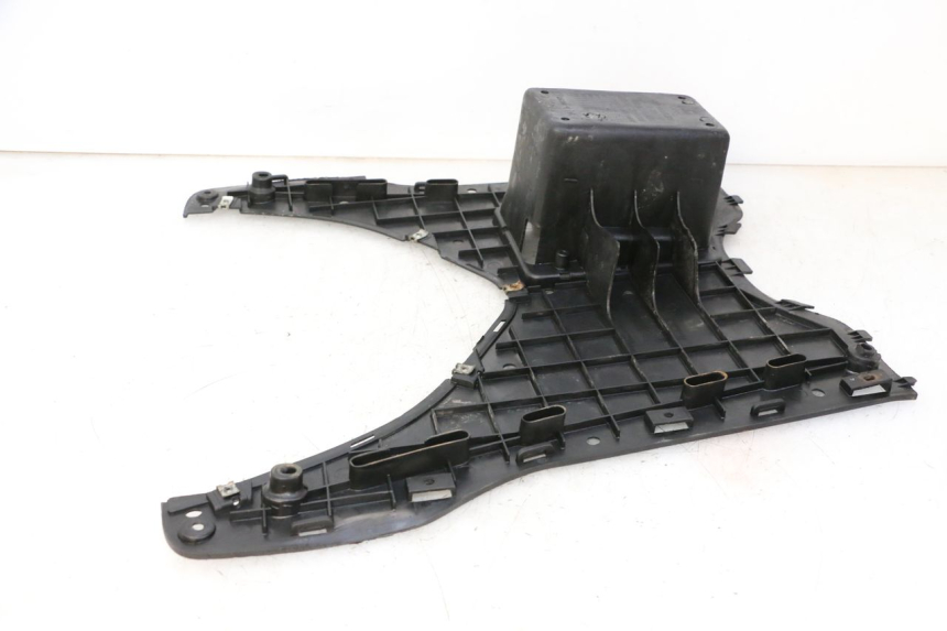 photo de STOPIEŃ PODNÓŻEK DAELIM HISTORY 125 (2001 - 2002) - Stan powierzchni