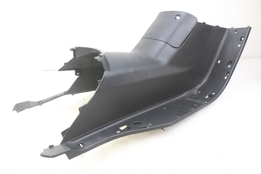 photo de STOPIEŃ PODNÓŻEK REVATTO IMPERATOR 125 (2007 - 2015) - Zbliżenie techniczne