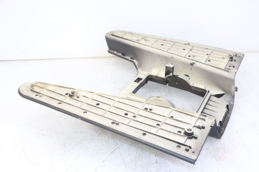 photo de STOPIEŃ PODNÓŻEK JM MOTORS VX 125 (2022 - 2025) - Szczegół części