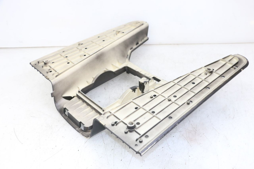 photo de STOPIEŃ PODNÓŻEK JM MOTORS VX 125 (2022 - 2025) - Inny kąt widzenia