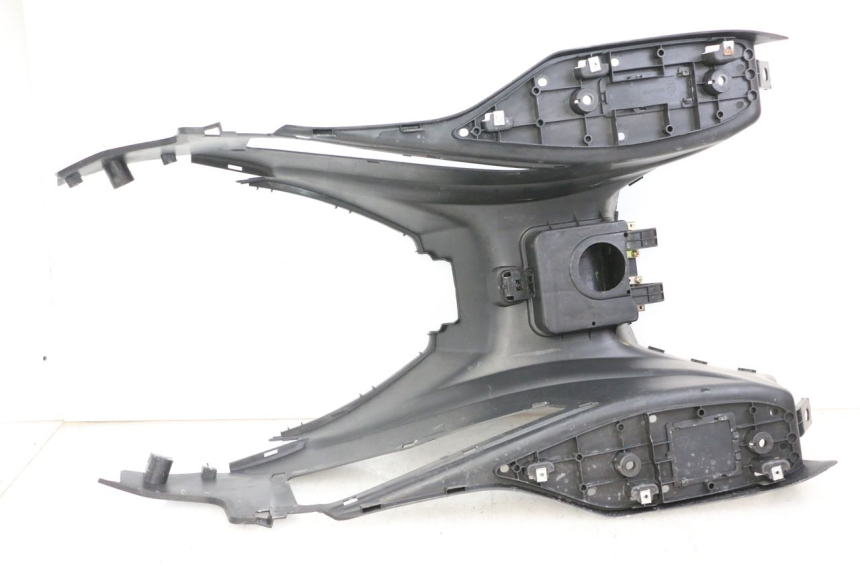 photo de STOPIEŃ PODNÓŻEK SYM JOYMAX 125 (2010 - 2017) - Zbliżenie techniczne