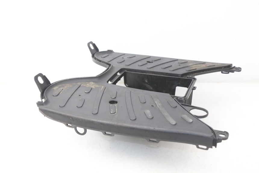 photo de STOPIEŃ PODNÓŻEK PEUGEOT KISBEE 2T 50 (2010 - 2017) - Inny kąt widzenia