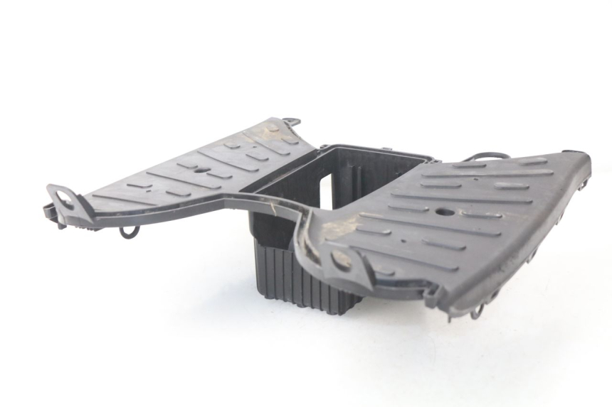 photo de STOPIEŃ PODNÓŻEK PEUGEOT KISBEE 2T 50 (2010 - 2017) - Zbliżenie techniczne