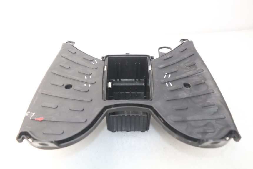 photo de STOPIEŃ PODNÓŻEK PEUGEOT KISBEE 2T 50 (2010 - 2017) - Szczegół części