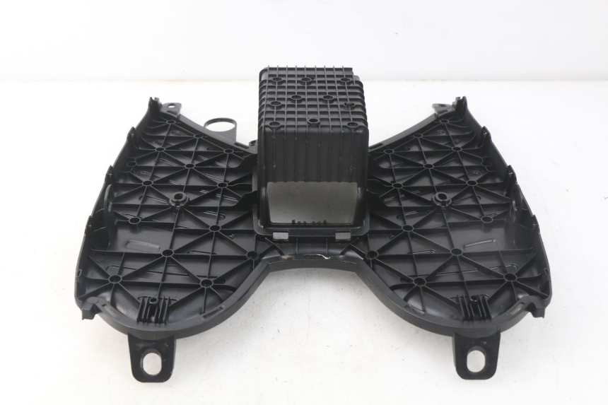 photo de STOPIEŃ PODNÓŻEK PEUGEOT KISBEE 2T 50 (2010 - 2017) - Zbliżenie techniczne