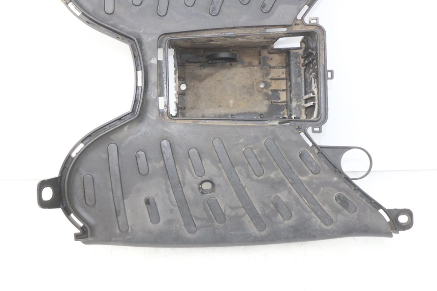 photo de STOPIEŃ PODNÓŻEK PEUGEOT KISBEE 2T 50 (2010 - 2017) - Punkty mocowania