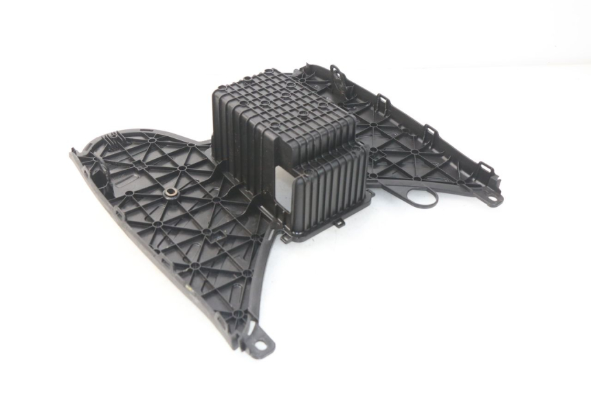 photo de STOPIEŃ PODNÓŻEK PEUGEOT KISBEE 4T 50 (2018 - 2022) - Inny kąt widzenia