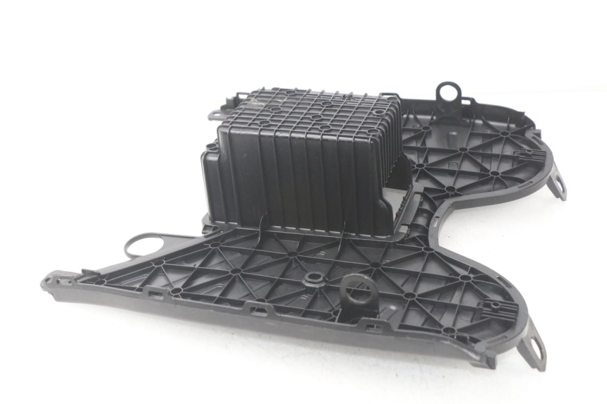 photo de STOPIEŃ PODNÓŻEK PEUGEOT KISBEE 4T 50 (2010 - 2017) - Inny kąt widzenia