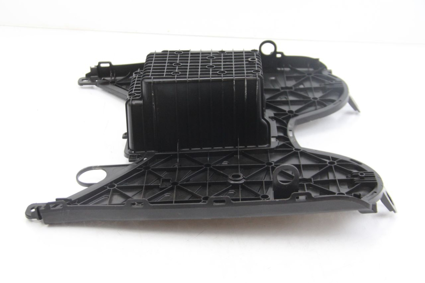 photo de STOPIEŃ PODNÓŻEK PEUGEOT KISBEE 4T 50 (2018 - 2022) - Zbliżenie techniczne