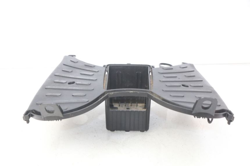 photo de STOPIEŃ PODNÓŻEK PEUGEOT KISBEE 4T 50 (2010 - 2017) - Widok ogólny