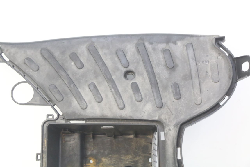 photo de STOPIEŃ PODNÓŻEK PEUGEOT KISBEE 4T 50 (2010 - 2017) - Widok ogólny