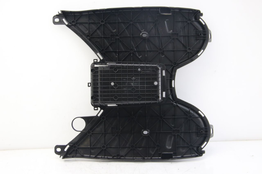 photo de STOPIEŃ PODNÓŻEK PEUGEOT KISBEE 4T 50 (2018 - 2022) - Inny kąt widzenia