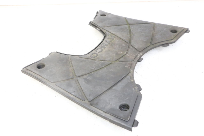 photo de STOPIEŃ PODNÓŻEK KYMCO DINK 4T 50 (2007 - 2018) - Zoom stanu zużycia