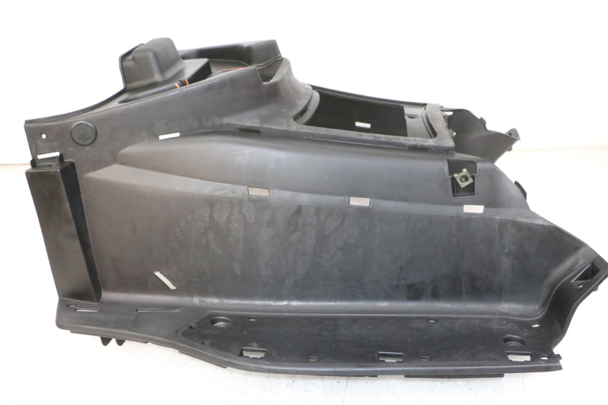 photo de STOPIEŃ PODNÓŻEK KYMCO XCITING 500 (2007 - 2010) - Zbliżenie techniczne