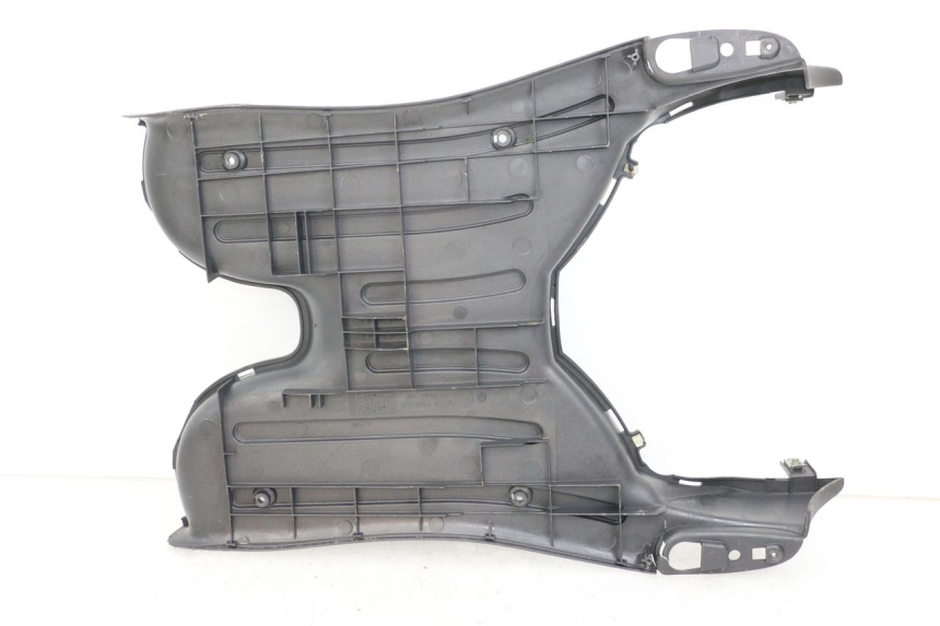 photo de STOPIEŃ PODNÓŻEK PIAGGIO LIBERTY 4T 50 (2004 - 2008) - Zbliżenie techniczne