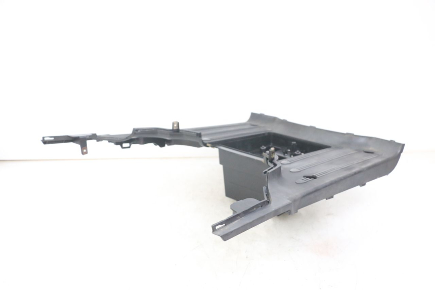 photo de STOPIEŃ PODNÓŻEK KYMCO LIKE 125 (2009 - 2016) - Stan powierzchni