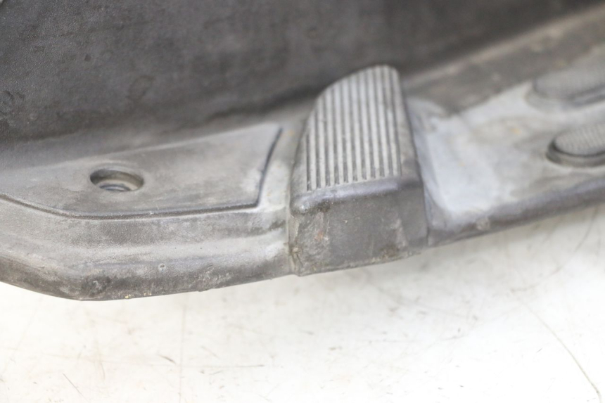 photo de STOPIEŃ PODNÓŻEK PIAGGIO LXV 4T 50 (2009 - 2013) - Kontrola wizualna