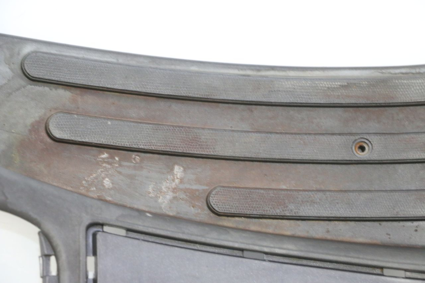 photo de STOPIEŃ PODNÓŻEK PIAGGIO LXV 4T 50 (2009 - 2013) - Widok główny