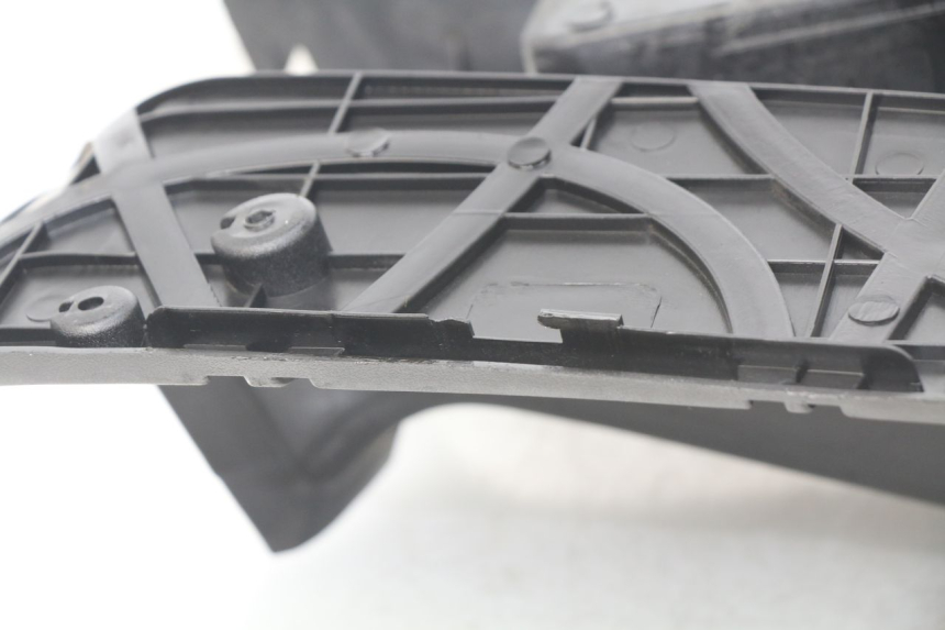 photo de STOPIEŃ PODNÓŻEK EUROCKA MATADOR 4T 50 (2010 - 2016) - Zbliżenie techniczne