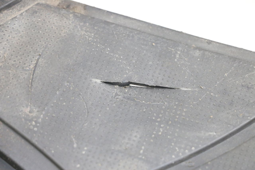 photo de STOPIEŃ PODNÓŻEK SYM MIO 50 (2005 - 2010) - Punkty mocowania