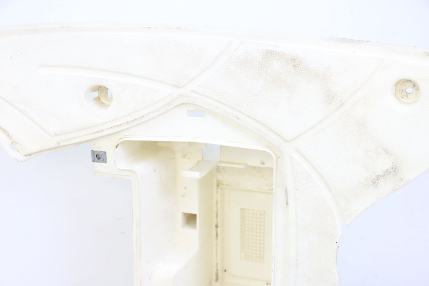 photo de STOPIEŃ PODNÓŻEK SYM MIO 50 (2011 - 2017) - Stan powierzchni