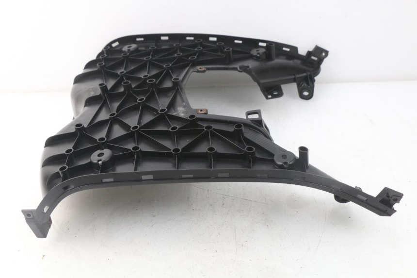 photo de STOPIEŃ PODNÓŻEK MBK MW TRYPTIK 125 (2017 - 2022) - Punkty mocowania