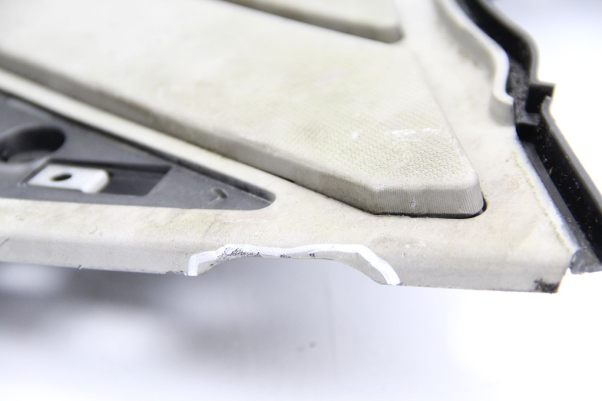 photo de STOPIEŃ PODNÓŻEK PIAGGIO NEW TYPHOON 50 (2010 - 2017) - Punkty mocowania