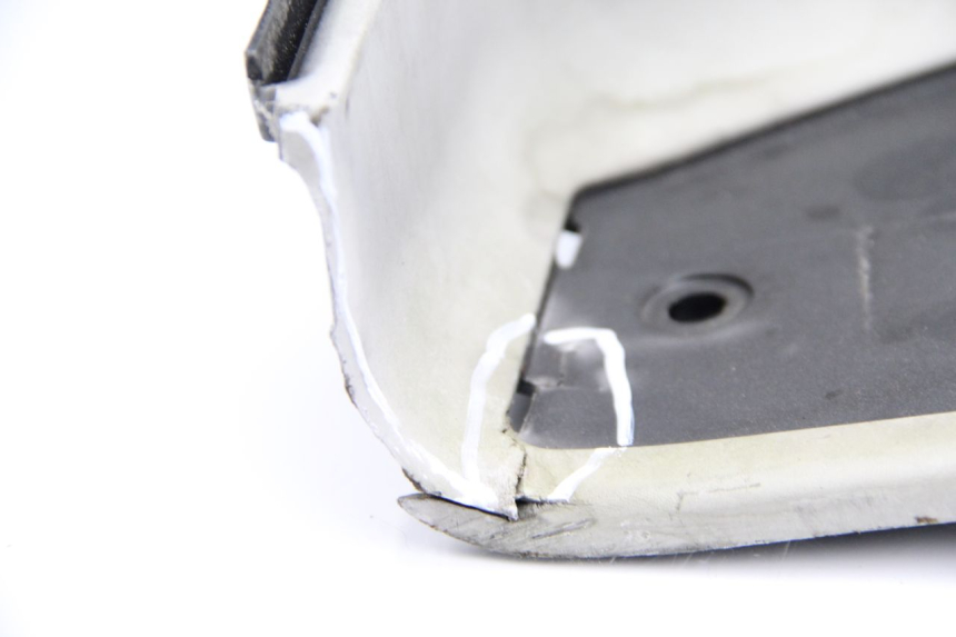 photo de STOPIEŃ PODNÓŻEK PIAGGIO NEW TYPHOON 50 (2010 - 2017) - Stan powierzchni