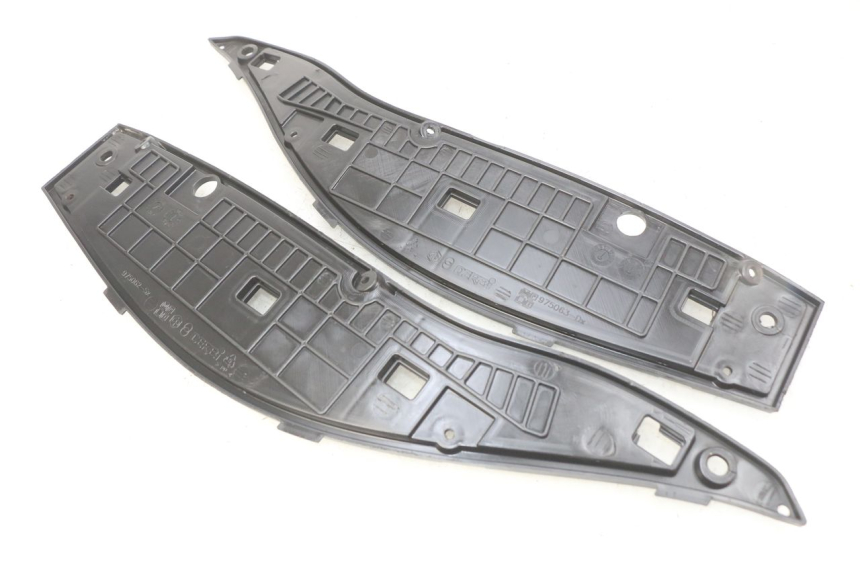 photo de STOPIEŃ PODNÓŻEK GILERA NEXUS 125 (2009 - 2013) - Szczegół części