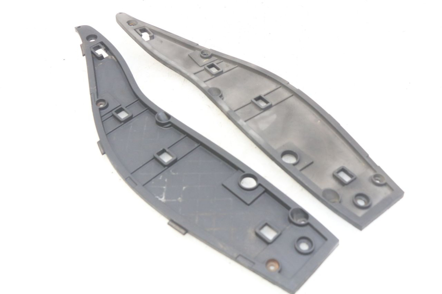 photo de STOPIEŃ PODNÓŻEK GILERA NEXUS 125 (2007 - 2009) - Widok główny