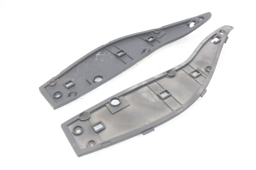 photo de STOPIEŃ PODNÓŻEK GILERA NEXUS 125 (2007 - 2009) - Inny kąt widzenia