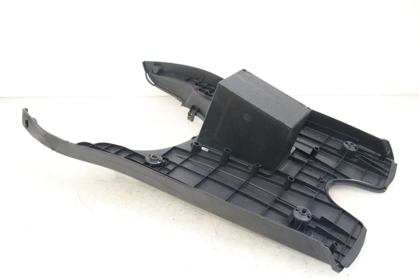 photo de STOPIEŃ PODNÓŻEK JM MOTORS OLDIES 4T 50 (2010 - 2020) - Zbliżenie techniczne