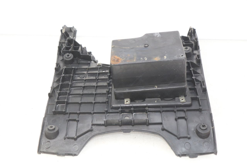 photo de STOPIEŃ PODNÓŻEK NECO ONE 2T 50 (2011 - 2020) - Zbliżenie techniczne