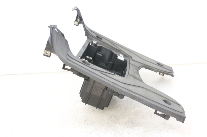 photo de STOPIEŃ PODNÓŻEK PEUGEOT BELVILLE 125 (2017 - 2021) - Widok ogólny