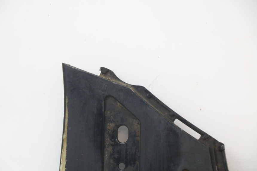 photo de STOPIEŃ PODNÓŻEK PEUGEOT DJANGO 125 (2014 - 2017) - Zbliżenie techniczne