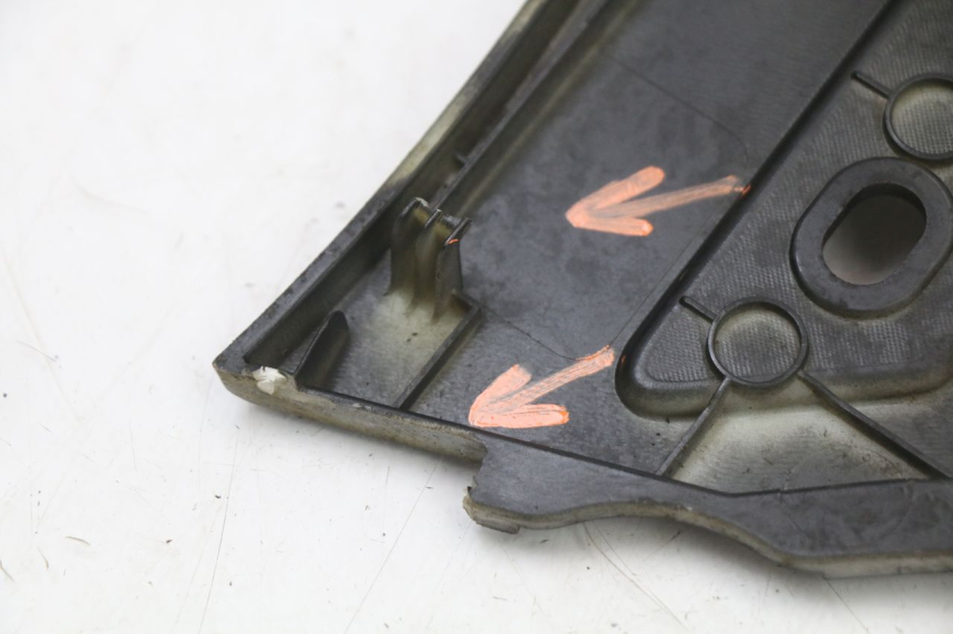 photo de STOPIEŃ PODNÓŻEK PEUGEOT DJANGO 125 (2014 - 2017) - Oznaczenia i referencje