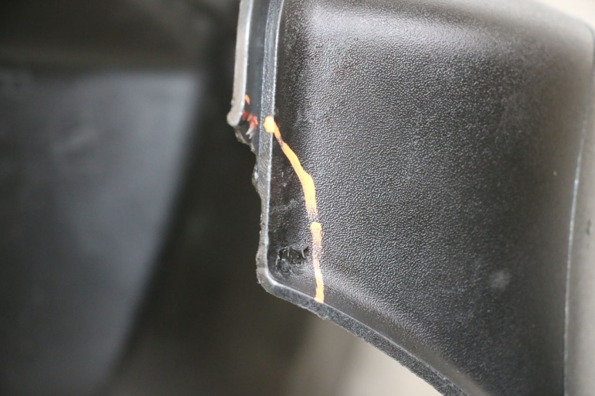 photo de STOPIEŃ PODNÓŻEK PEUGEOT LUDIX 50 (2005 - 2007) - Widok z bliska