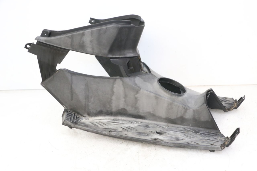 photo de STOPIEŃ PODNÓŻEK PEUGEOT SPEEDFIGHT 3 LC 2T 50 (2009 - 2015) - Zbliżenie komponentów