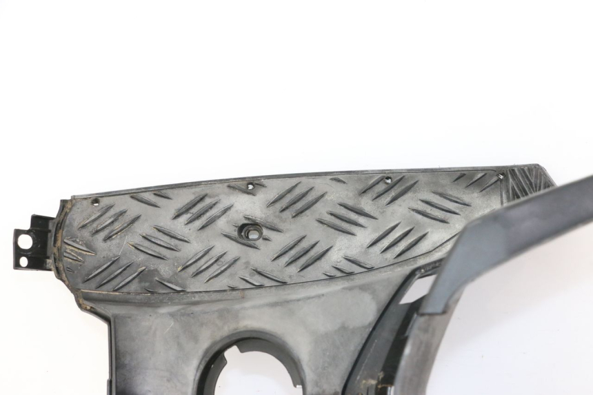 photo de STOPIEŃ PODNÓŻEK PEUGEOT SPEEDFIGHT 3 LC 2T 50 (2009 - 2015) - Zoom stanu zużycia