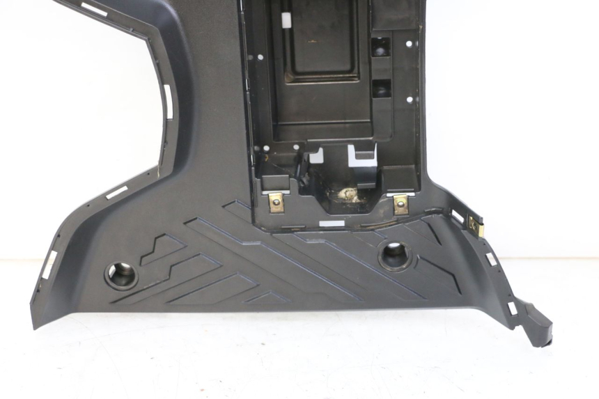 photo de STOPIEŃ PODNÓŻEK PEUGEOT TWEET 4T 50 (2023 - 2025) - Stan powierzchni